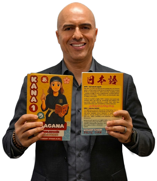 Lic. Arnoby Sinam Alba con su libro KANA 1 Hiragana