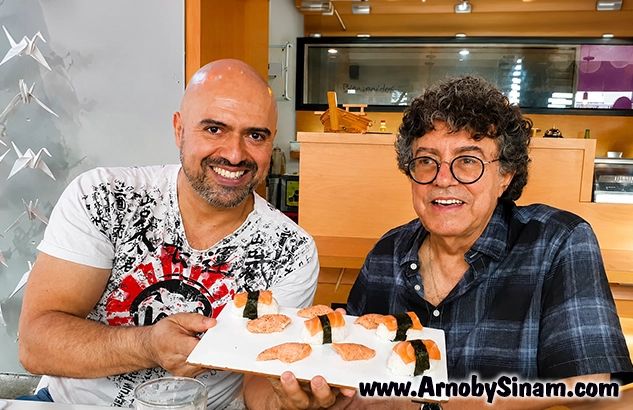 Arnoby Sinam Alba y el cantante Piero - Ninja Sushi Bar Bucaramanga