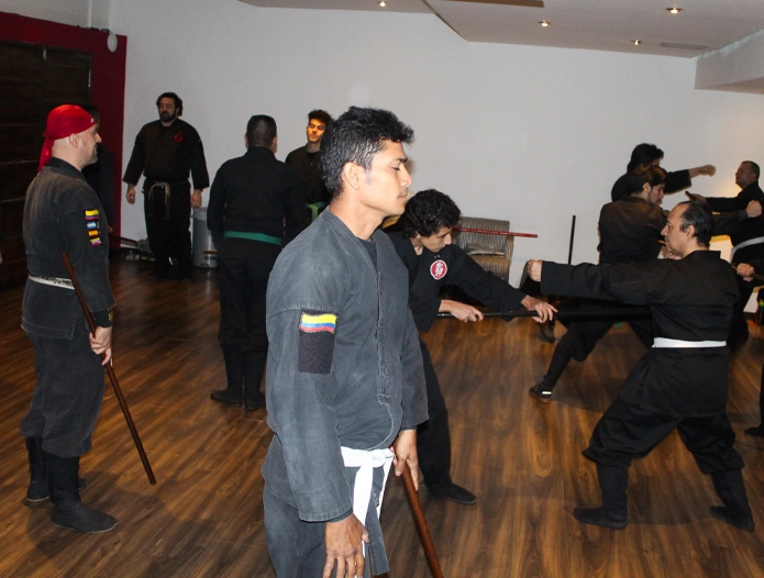 Hanbō Jutsu Sanshakubō Kukishinden Ryū Bujinkan – Arnoby Sinam Bucaramanga