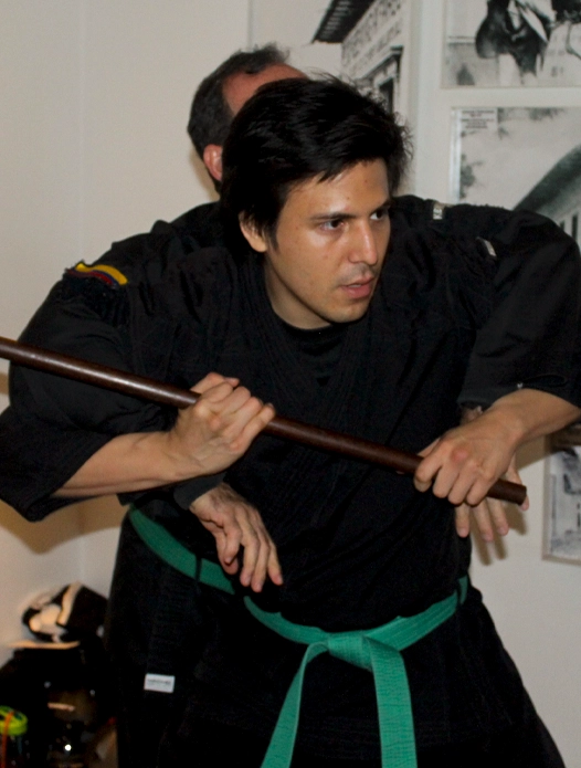 Hanbō Jutsu Sanshakubō Kukishinden Ryū – Arnoby Sinam Bucaramanga