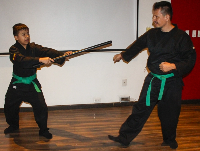 Seminario Hanbō Jutsu Sanshakubō Kukishinden Ryū – Arnoby Sinam Bucaramanga